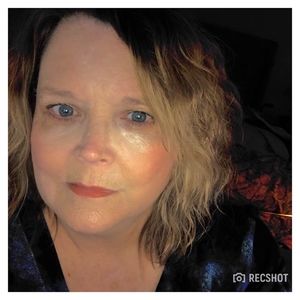 Meet your Posher, Cheryl